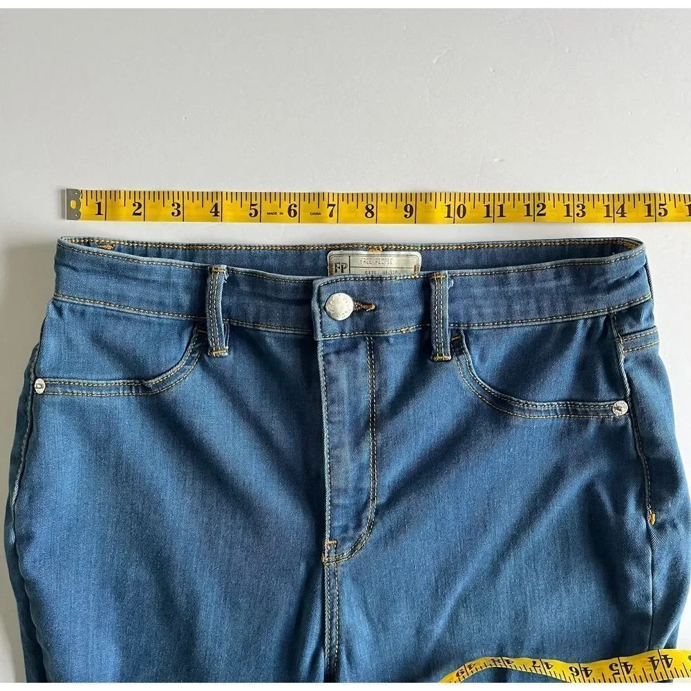Free People Distressed Skinny Jeans Blue High Rise Stretch Women’s Size W31